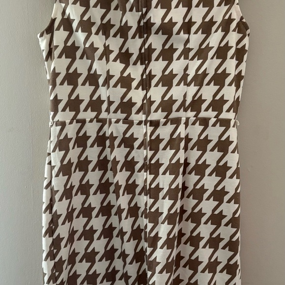 Karin Stevens Purple and White Dress - Picture 3 of 3